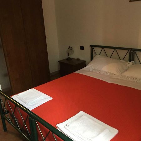 Appartamenti E Camere Il Poggio Di D'Angeli Lidia Auditore エクステリア 写真
