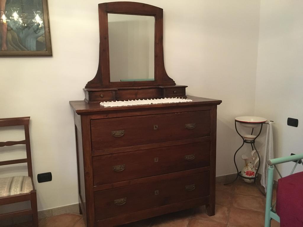 Appartamenti E Camere Il Poggio Di D'Angeli Lidia Auditore エクステリア 写真