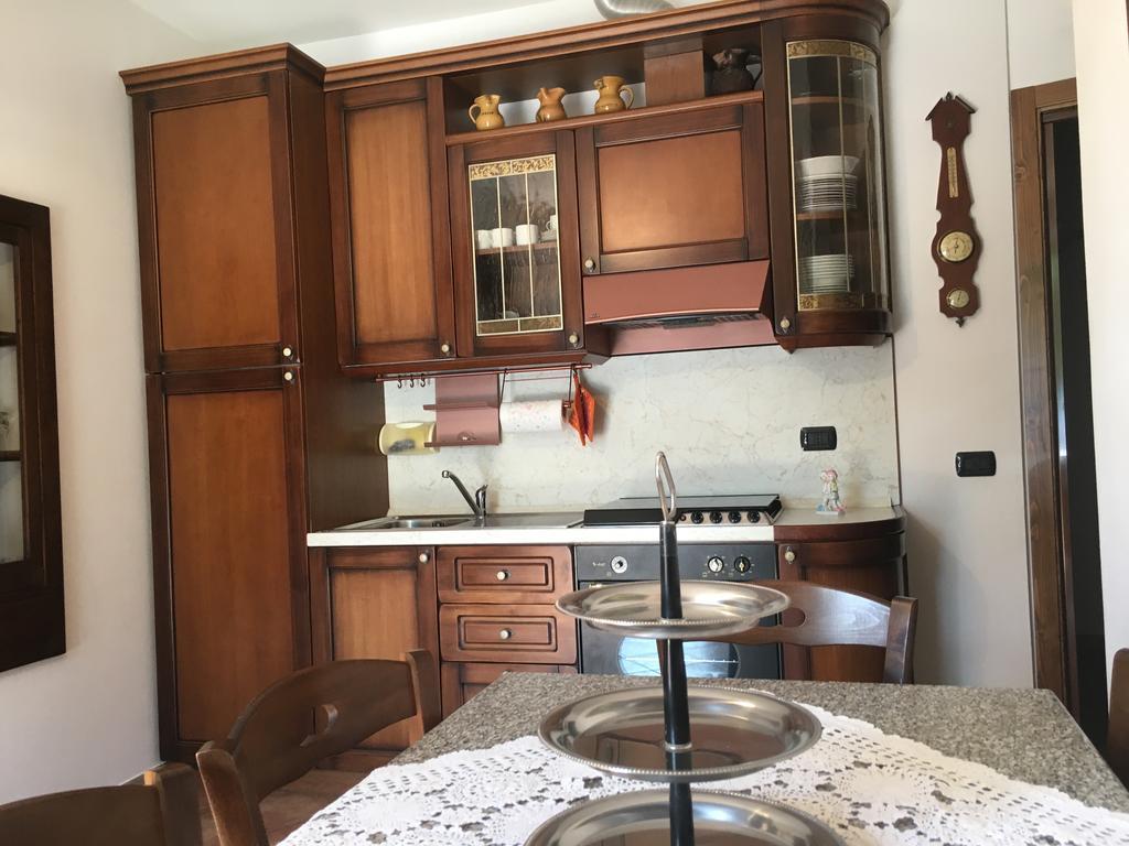 Appartamenti E Camere Il Poggio Di D'Angeli Lidia Auditore エクステリア 写真