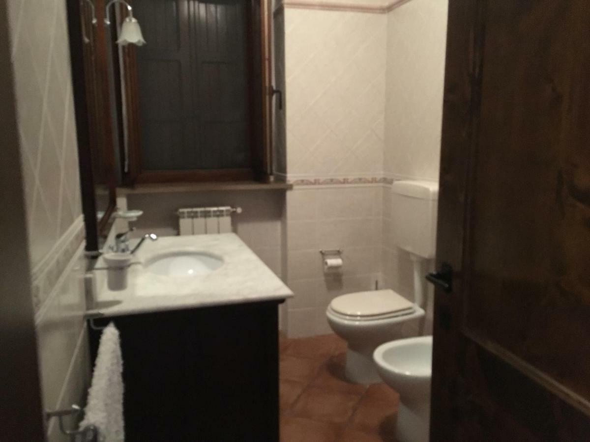 Appartamenti E Camere Il Poggio Di D'Angeli Lidia Auditore エクステリア 写真